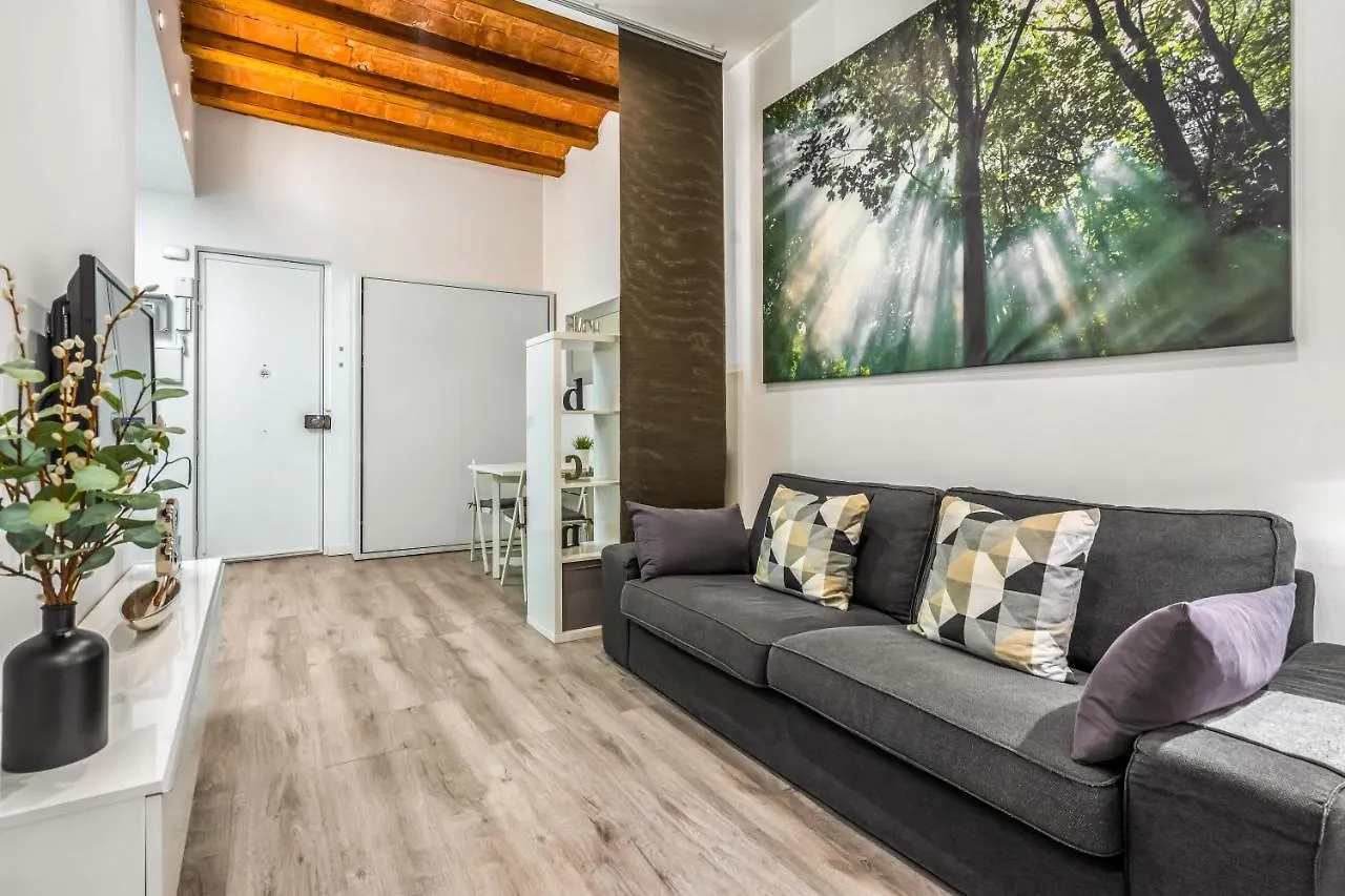 Apartamento En Excelente Ubicacion, Centro De Barcelona 0*,