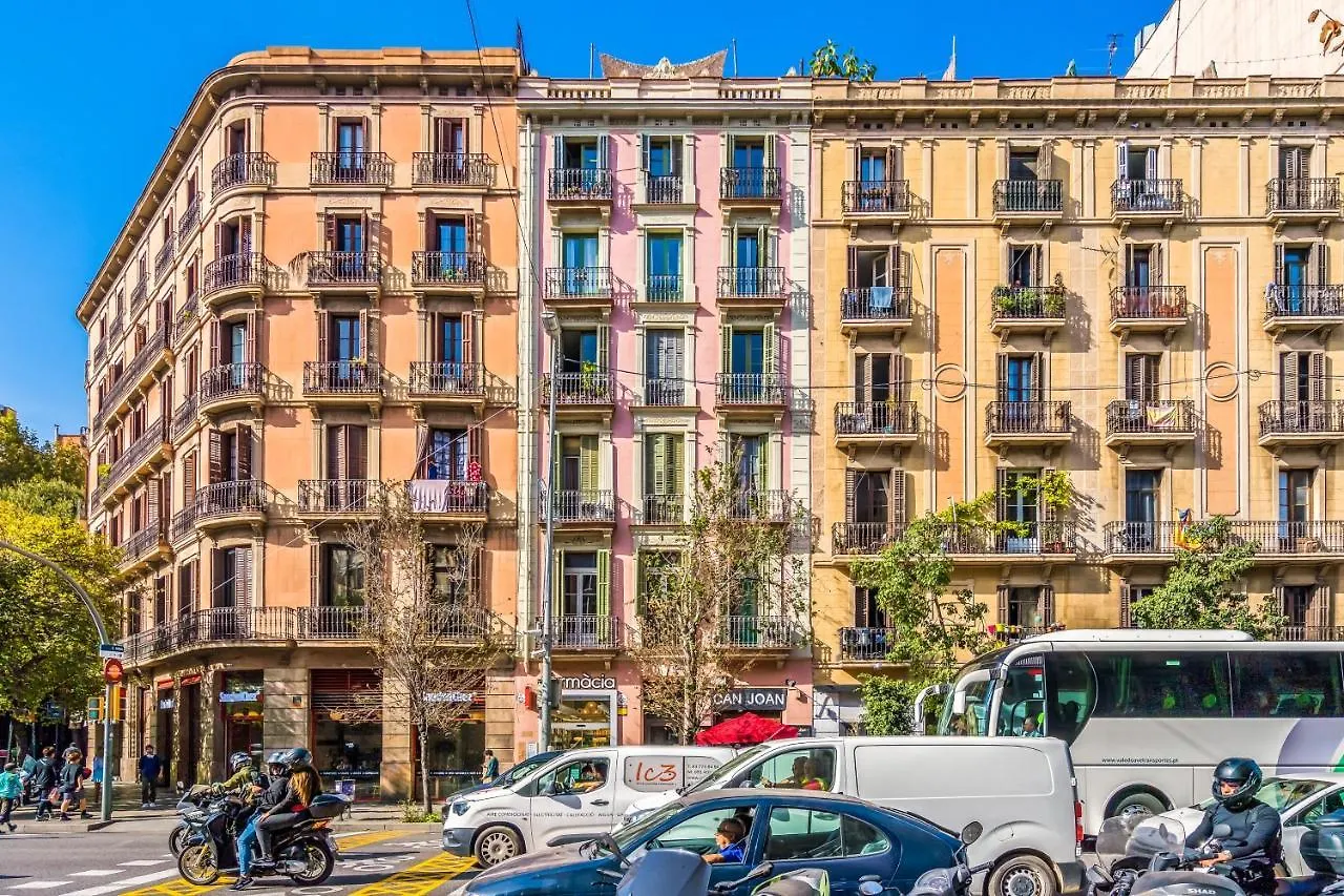 Apartamento En Excelente Ubicacion, Centro De Barcelona Spain