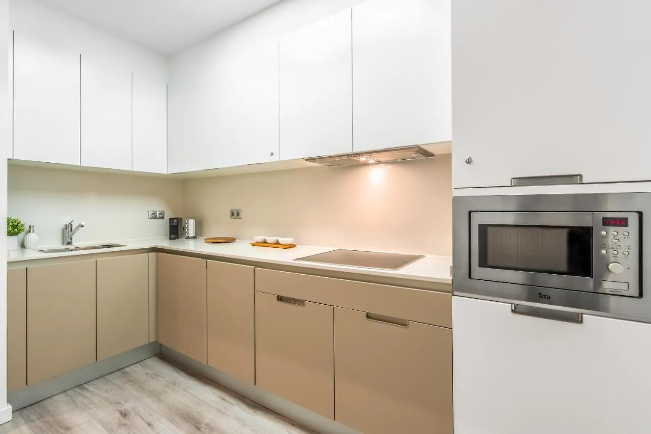 Apartamento En Excelente Ubicacion, Centro De Barcelona 0*,  Spain